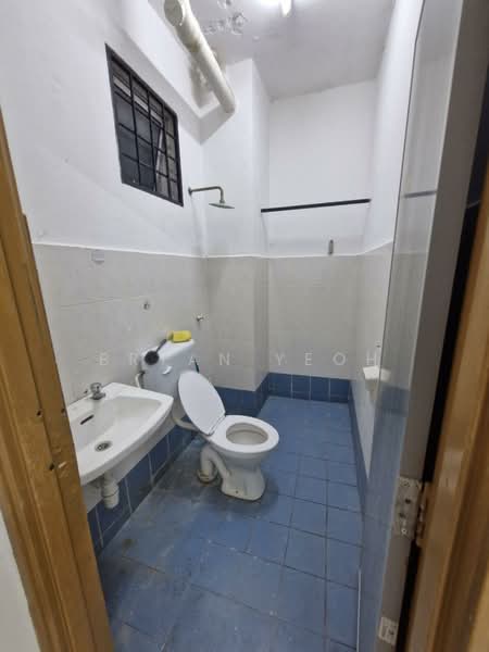 Pangsapuri untuk Disewa di Ria @ Amaniah Mulia - Bryan Yeoh - Bathroom - PropertyGuru.com.my