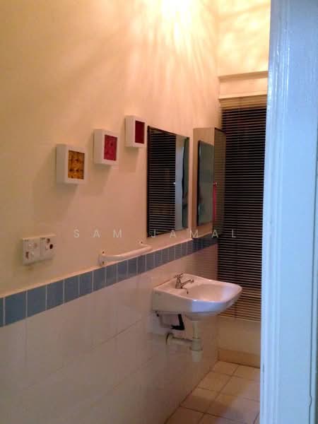 Kondominium untuk Disewa di Seri Maya Condominium - Sam Jamal - Bathroom - PropertyGuru.com.my