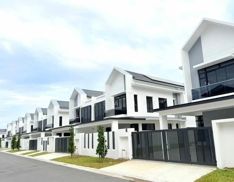 Semi-Detached House for Sale in Kulai (Johor) - Sausa Lee - Exterior - PropertyGuru.com.my