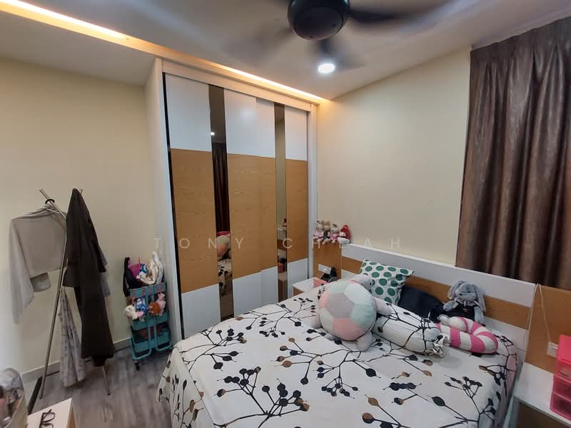 Condominium for Sale at All Seasons Park - Tony Cheah - Bedroom - PropertyGuru.com.my