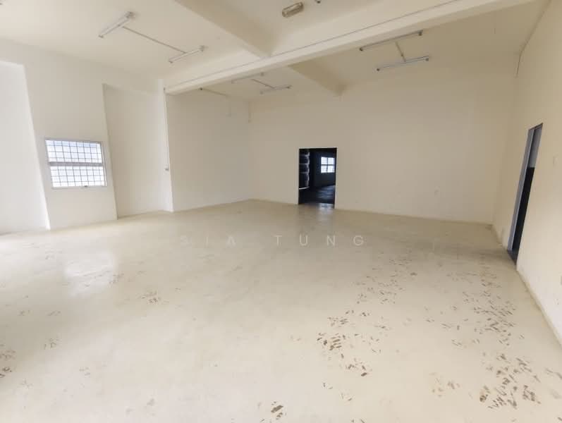 Factory for Rent in Kawasan Perindustrian Balakong (Balakong) - Sia Tung - Interior - PropertyGuru.com.my