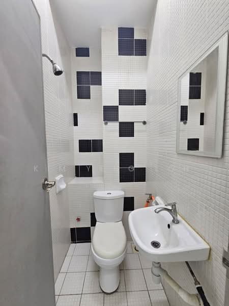 Service Residence for Rent at The Sky Executive Suites - Kim Yeng Loh - Bathroom - PropertyGuru.com.my