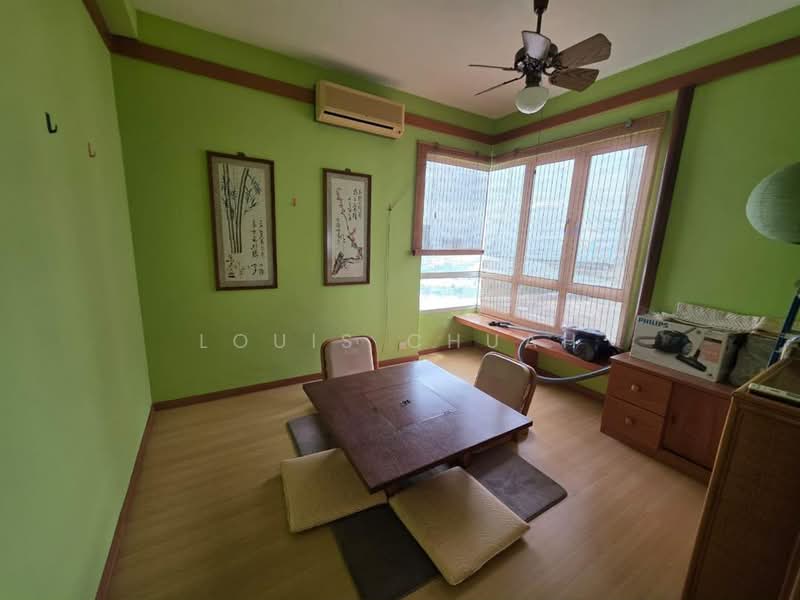 Condominium for Rent at Gurney Park Condominium - Louis Chuah - Dining Room - PropertyGuru.com.my