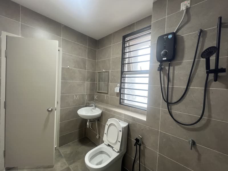 2-storey Terraced House for Rent in Bandar Rimbayu (Telok Panglima Garang) - Miki You - Bathroom - PropertyGuru.com.my