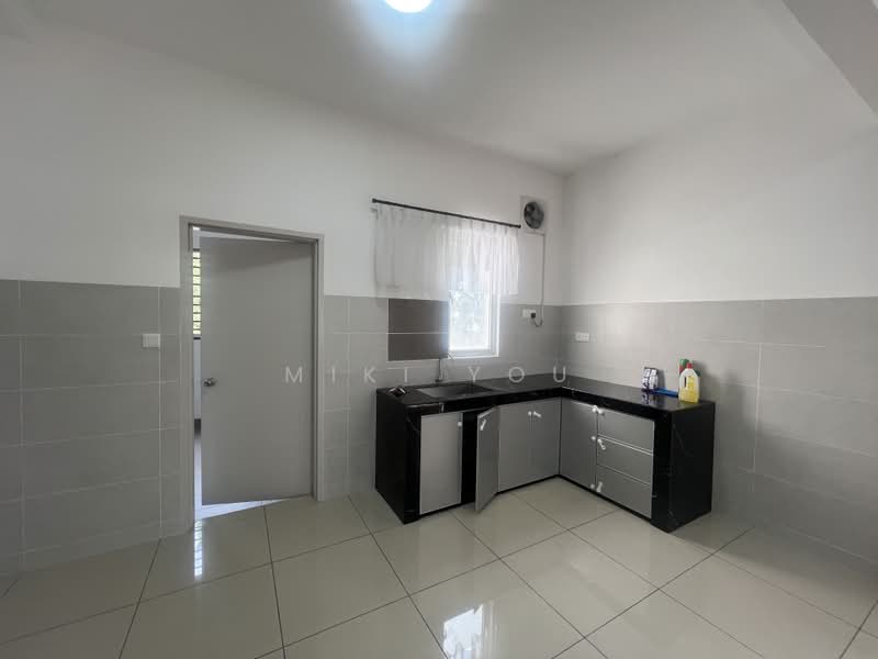 2-storey Terraced House for Rent in Bandar Rimbayu (Telok Panglima Garang) - Miki You - Kitchen - PropertyGuru.com.my