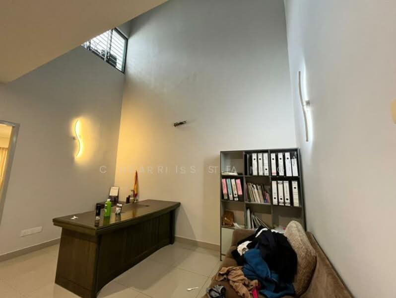 Rumah Teres 3 Tingkat untuk Dijual di Bandar Sungai Long (Selangor) - Charisse Ng - Study - PropertyGuru.com.my