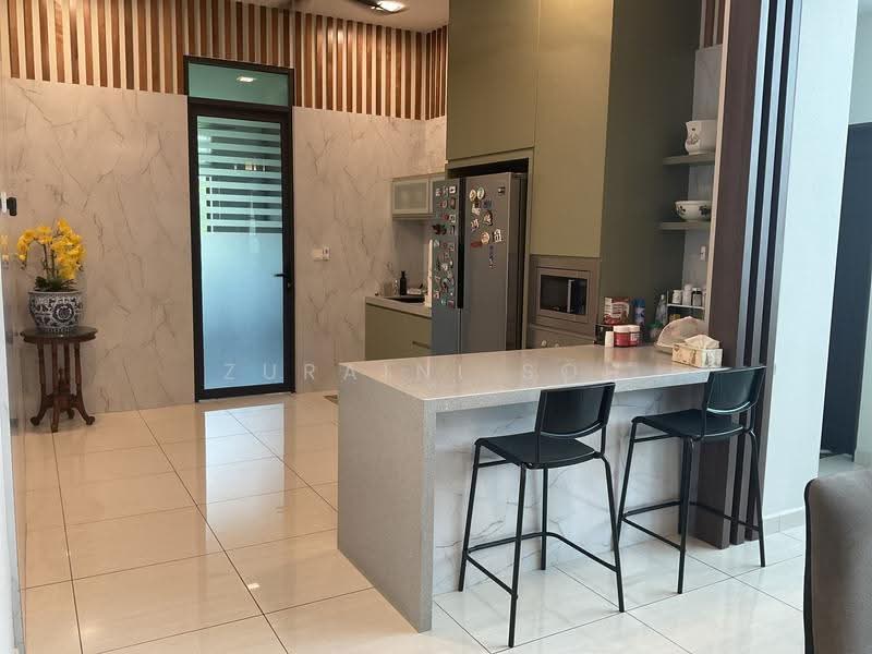 Rumah Teres 3-Tingkat untuk Dijual di Bukit Jelutong (Shah Alam) - Zuraini Soh - Kitchen - PropertyGuru.com.my