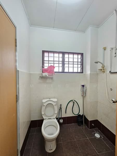 2-storey Terraced House for Rent in Gelang Patah (Johor) - Kim Yeng Loh - Bathroom - PropertyGuru.com.my