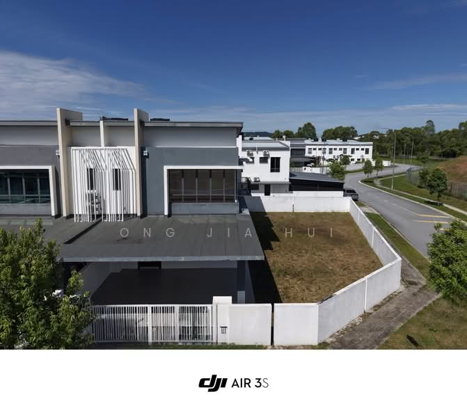 2-storey Terraced House for Sale in Resort Home Hijayu Ara Sendayan (Bandar Sri Sendayan) - Ong Jia Hui - Exterior - PropertyGuru.com.my