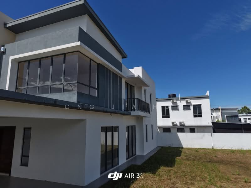 2-storey Terraced House for Sale in Resort Home Hijayu Ara Sendayan (Bandar Sri Sendayan) - Ong Jia Hui - Exterior - PropertyGuru.com.my