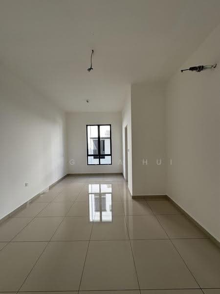 2-storey Terraced House for Sale in Resort Home Hijayu Ara Sendayan (Bandar Sri Sendayan) - Ong Jia Hui - Living Room - PropertyGuru.com.my