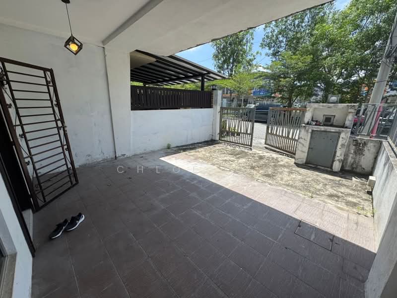 2-storey Terraced House for Sale in Rawang (Selangor) - Chloe Kok - PropertyGuru.com.my