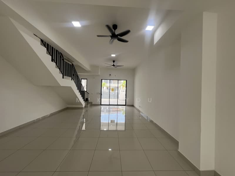 2-storey Terraced House for Rent in Bandar Rimbayu (Telok Panglima Garang) - Miki You - Living Room - PropertyGuru.com.my