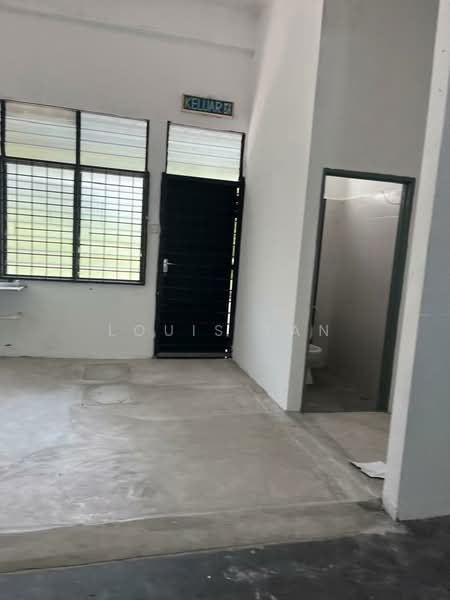 Shop for Rent in Nibong Tebal (Penang) - Louis Tan - Interior - PropertyGuru.com.my