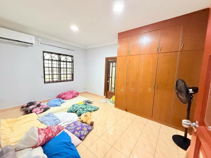 Bungalow for Sale in Taman Desa Sinaran (Dengkil) - Abdul Qadir - PropertyGuru.com.my
