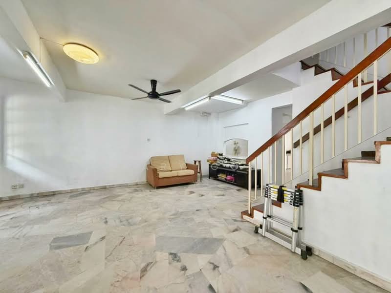 Rumah Teres 2 Tingkat untuk Dijual di Paya Terubong (Ayer Itam) - Gary Goh - Living Room - PropertyGuru.com.my