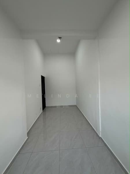 Rumah Teres 1 Tingkat untuk Dijual di Taman Suria (Johor Bahru) - Melinda Ee - Corridor - PropertyGuru.com.my