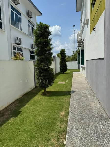 Bungalow for Sale in Taman Senawang Perdana (Senawang) - Abdul Qadir - PropertyGuru.com.my