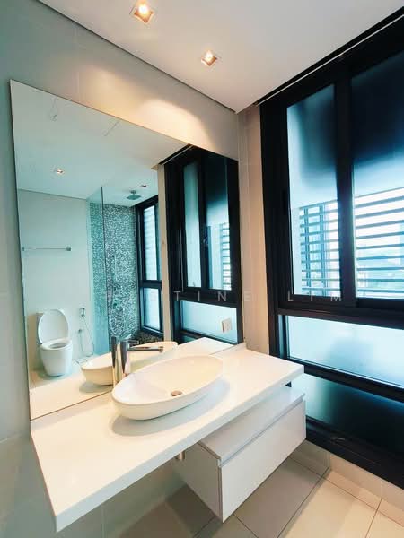 Servis Apartment untuk Dijual di Vogue Suites One - Christine Lim - Bathroom - PropertyGuru.com.my