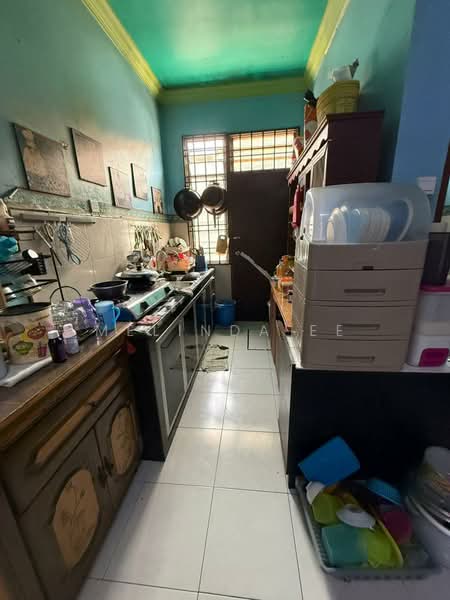 1-storey Terraced House for Sale in Bandar Putra (Kulai) - Melinda Ee - Kitchen - PropertyGuru.com.my