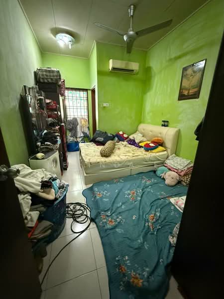 1-storey Terraced House for Sale in Bandar Putra (Kulai) - Melinda Ee - Bedroom - PropertyGuru.com.my