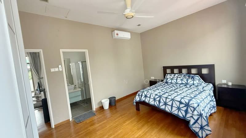 Rumah Berkembar untuk Dijual di Taman Johor Jaya (Johor Bahru) - Sharon Ong - Bedroom - PropertyGuru.com.my