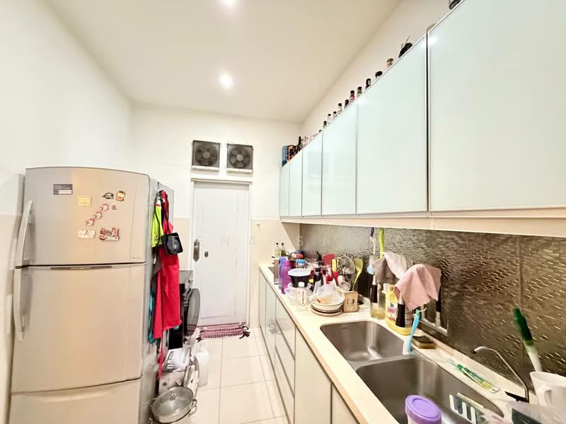Rumah Kluster untuk Dijual di Seksyen U13 (Setia Alam) - Reena Sarif - Kitchen - PropertyGuru.com.my