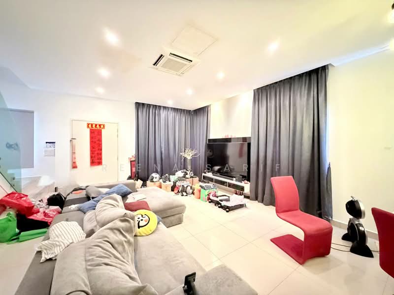 Rumah Kluster untuk Dijual di Seksyen U13 (Setia Alam) - Reena Sarif - Living Room - PropertyGuru.com.my