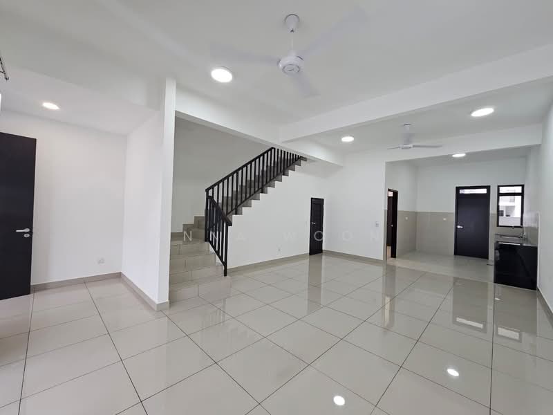 Rumah Teres untuk Disewa di Iskandar Puteri (Nusajaya) (Johor) - Anna Woon - Living Room - PropertyGuru.com.my