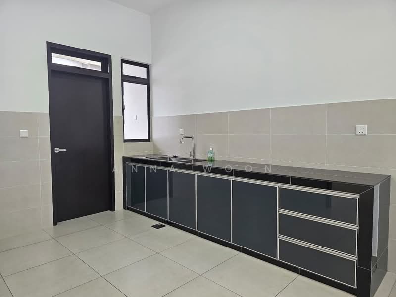 Rumah Teres untuk Disewa di Iskandar Puteri (Nusajaya) (Johor) - Anna Woon - Kitchen - PropertyGuru.com.my
