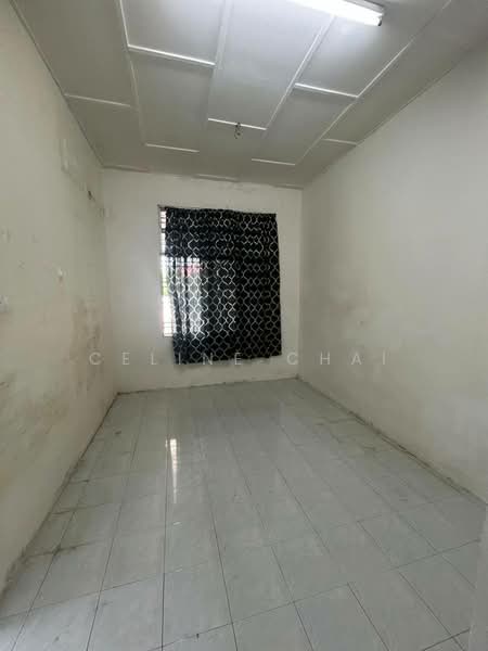 1-storey Terraced House for Sale in Parit Raja (Johor) - Celine Chai - Interior - PropertyGuru.com.my
