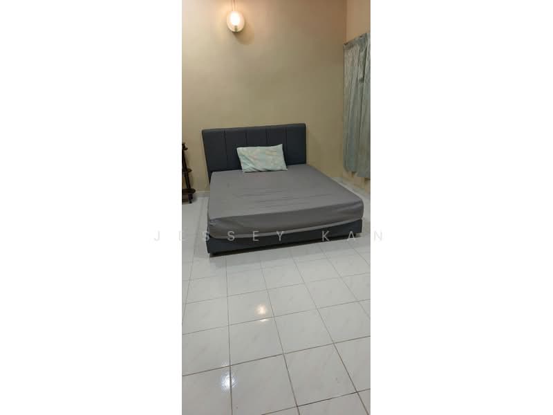 Semi-Detached House for Rent in Alor Akar (Kuantan) - Jessey Kan - Bedroom - PropertyGuru.com.my