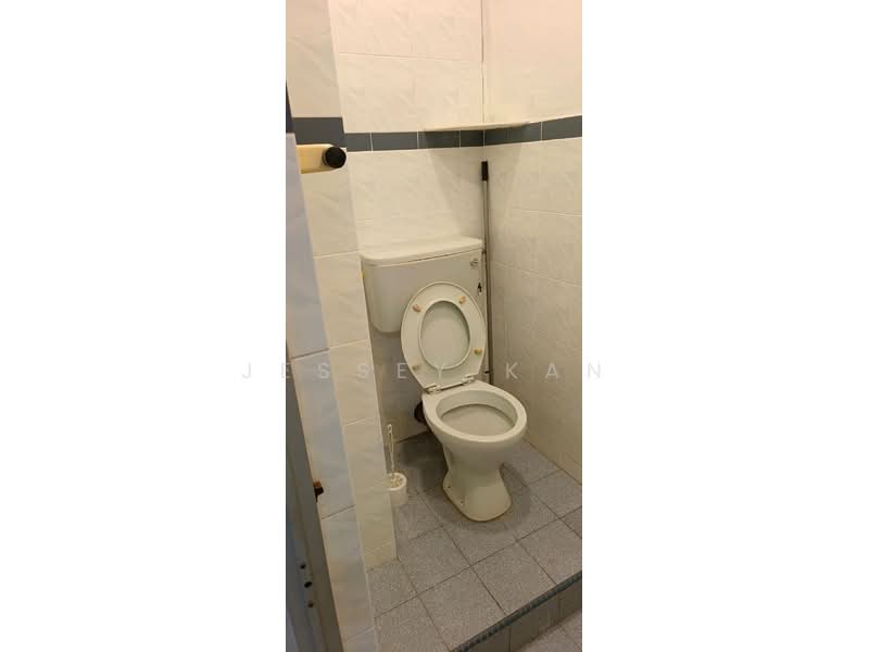 Semi-Detached House for Rent in Alor Akar (Kuantan) - Jessey Kan - Bathroom - PropertyGuru.com.my