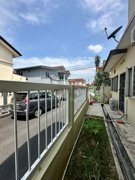 2-storey Terraced House for Sale in Bandar Putra Permai (Seri Kembangan) - Abdul Qadir - PropertyGuru.com.my