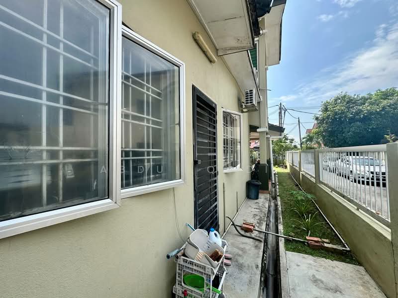 2-storey Terraced House for Sale in Bandar Putra Permai (Seri Kembangan) - Abdul Qadir - PropertyGuru.com.my