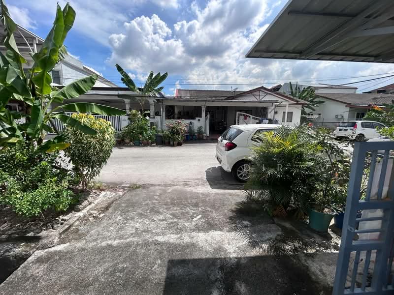 Semi-Detached House for Sale in Taman Desa Surada (Bangi) - Abdul Qadir - PropertyGuru.com.my