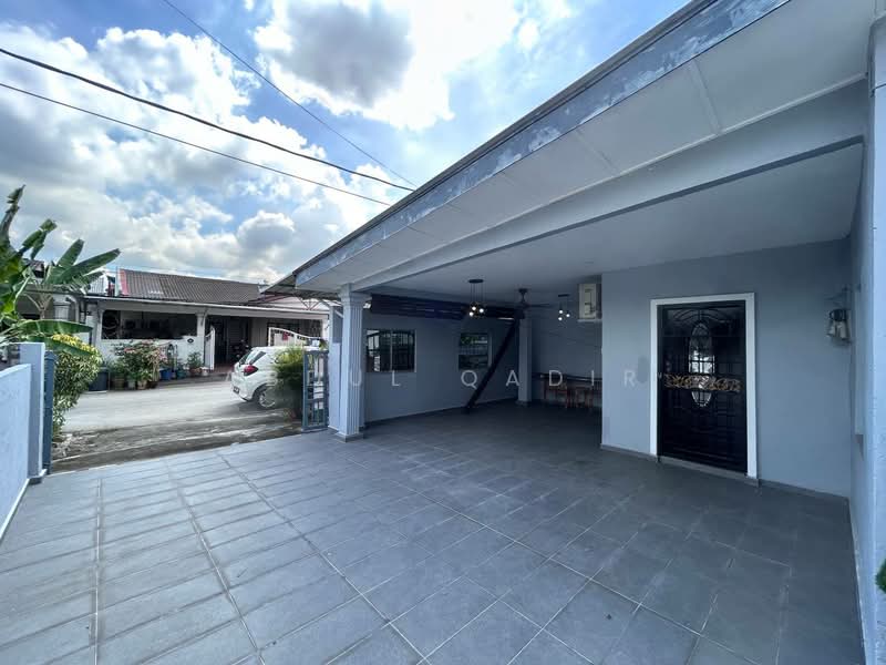 Semi-Detached House for Sale in Taman Desa Surada (Bangi) - Abdul Qadir - PropertyGuru.com.my
