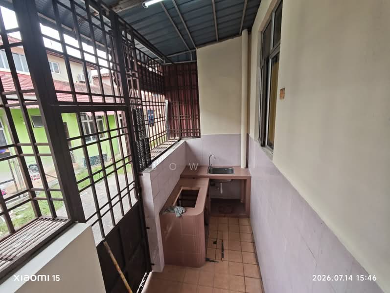 Rumah Teres 1 Tingkat untuk Dijual di Taman Perling (Perling) - Sow . - Kitchen - PropertyGuru.com.my