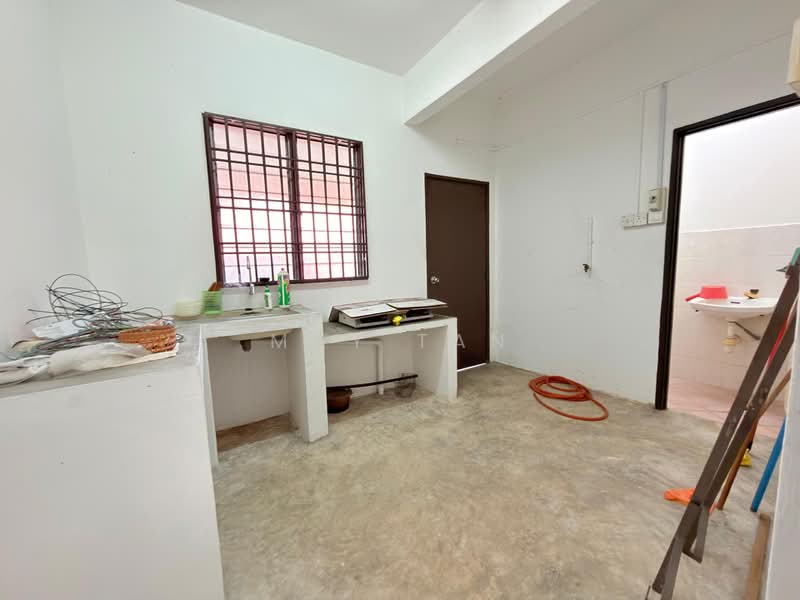 Rumah Teres 2 Tingkat untuk Dijual di Taman Suria (Kluang) - May Tan - PropertyGuru.com.my