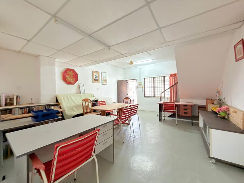 Rumah Teres 2 Tingkat untuk Dijual di Taman Suria (Kluang) - May Tan - PropertyGuru.com.my