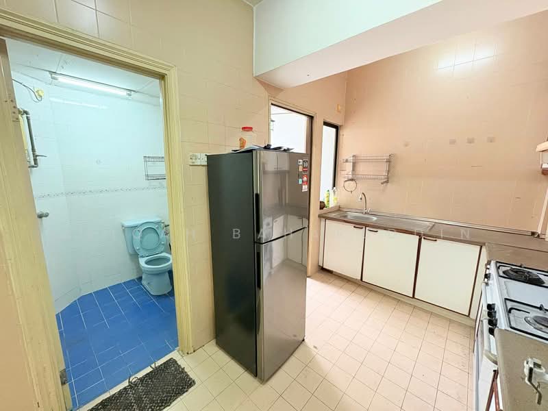 Kondominium untuk Disewa di Pantai HillPark 1 - Afiqah Baharuddin - Kitchen - PropertyGuru.com.my