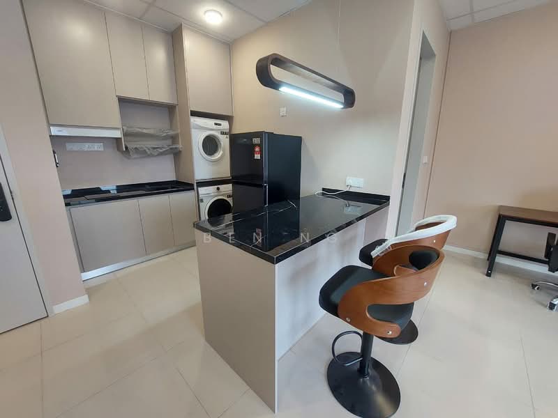 Servis Apartment untuk Disewa di Edelweiss @ Tropicana Gardens - Ben Ng - Kitchen - PropertyGuru.com.my
