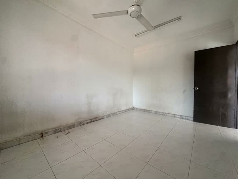 1-storey Terraced House for Sale in Taman Universiti (Skudai) - Ethan Lim - Interior - PropertyGuru.com.my
