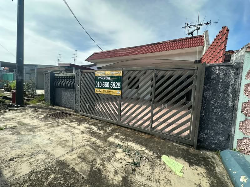 1-storey Terraced House for Sale in Taman Universiti (Skudai) - Ethan Lim - Exterior - PropertyGuru.com.my