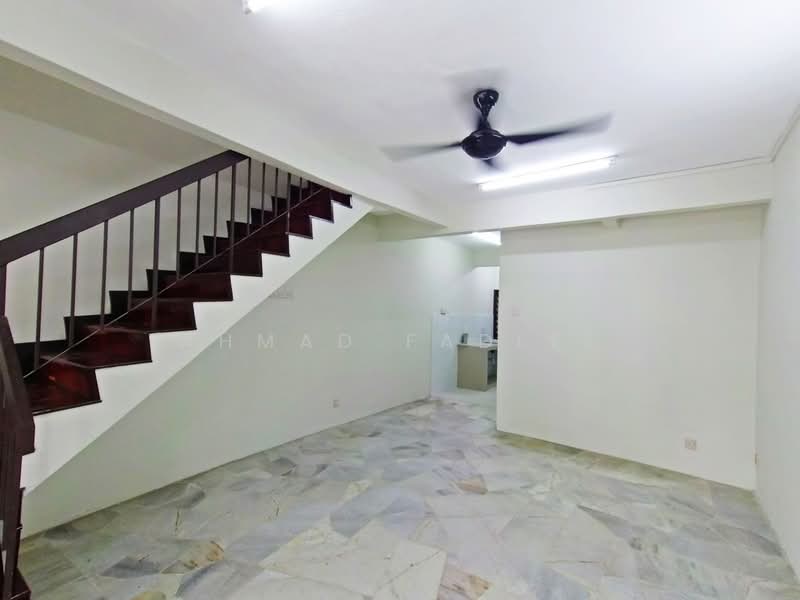 Rumah Teres 2 Tingkat untuk Disewa di Batu Caves (Selangor) - Ahmad Fadlee - PropertyGuru.com.my