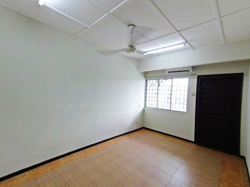 Rumah Teres 2 Tingkat untuk Disewa di Batu Caves (Selangor) - Ahmad Fadlee - PropertyGuru.com.my