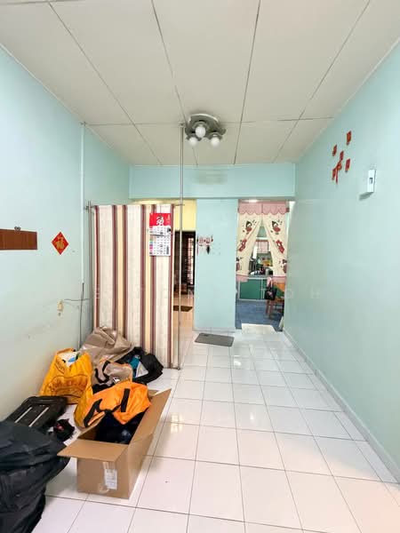 Pangsapuri untuk Dijual di Sri Kenari Apartment - Ee Fong Toh - Corridor - PropertyGuru.com.my