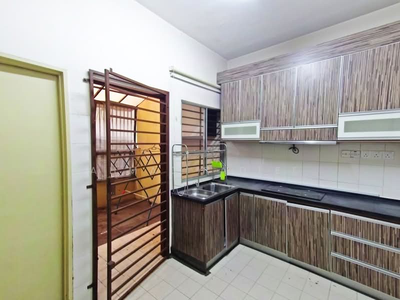 2-storey Terraced House for Sale in Subang Jaya (Selangor) - Ahmad Fadlee - PropertyGuru.com.my