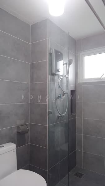 Servis Apartment untuk Disewa di 121 Residences - Kong Wai Keat - Bathroom - PropertyGuru.com.my