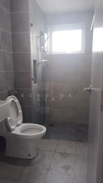 Servis Apartment untuk Disewa di 121 Residences - Kong Wai Keat - Bathroom - PropertyGuru.com.my